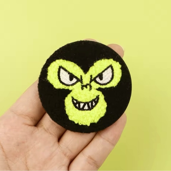 3/$33 Power Puff Girls Character Mojo Jojo Fuzzy Texture Embroidered Button Pin - Picture 1 of 5